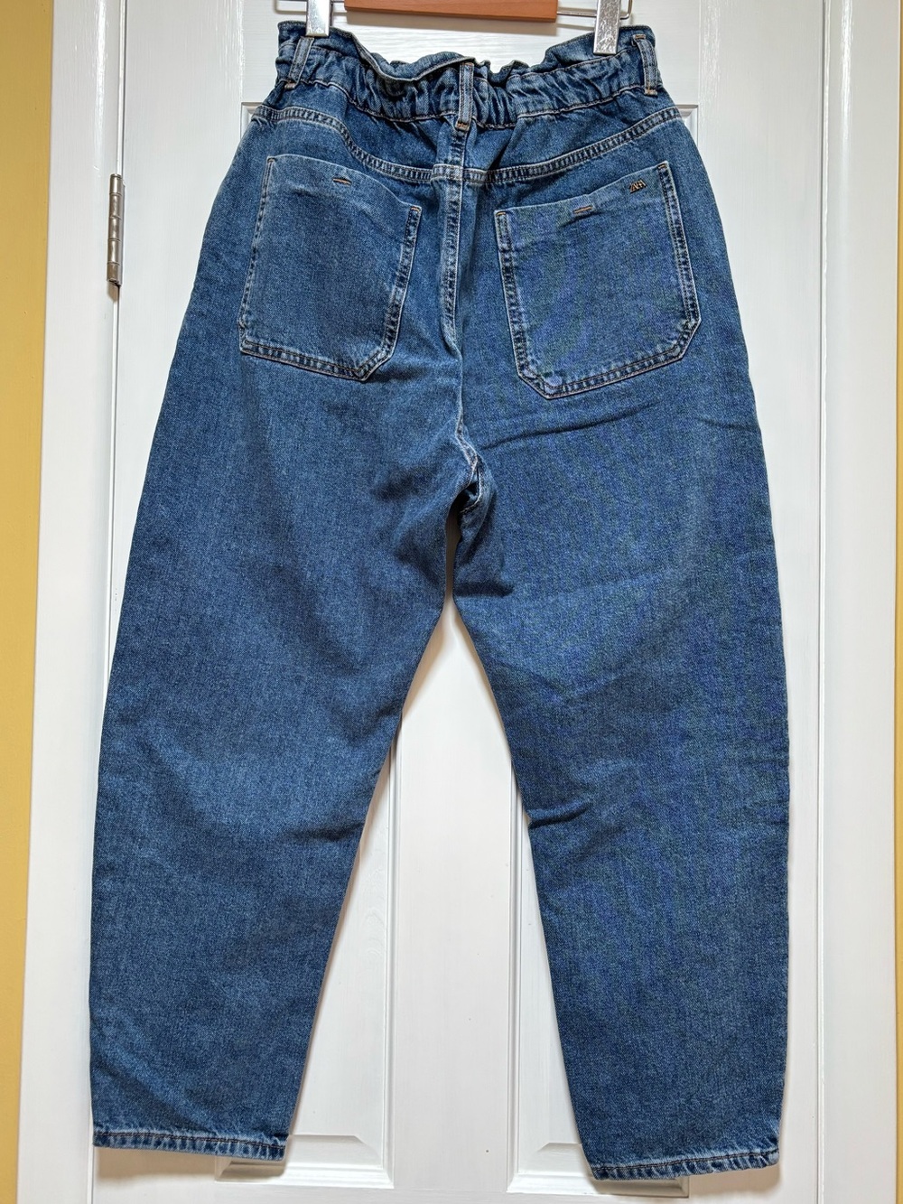 Zara High-Waisted Blue Paperbag Jeans - Picture 3 of 9